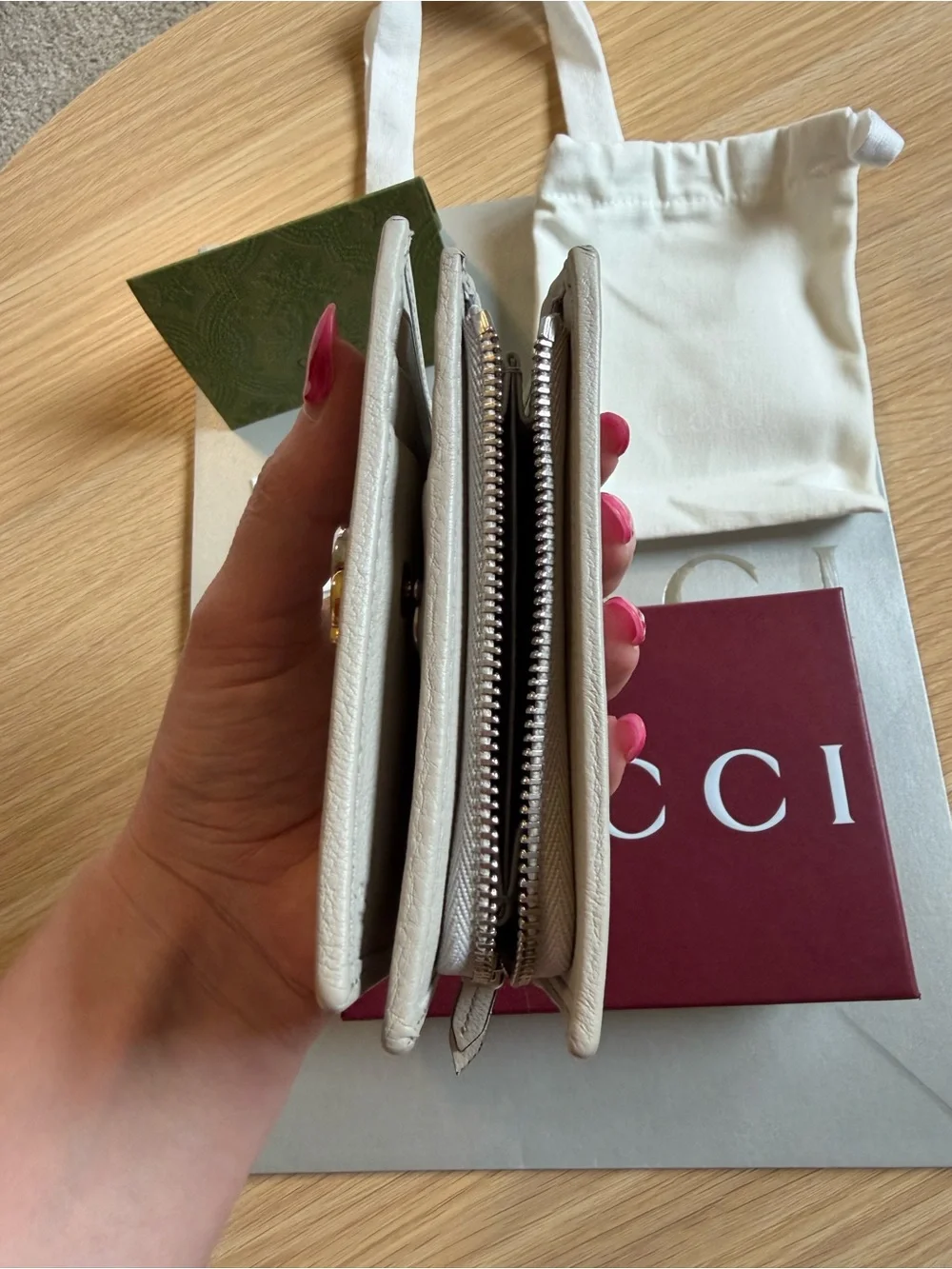 Bi-Color GUCCI GG Marmont Small Wallet - Picture 4 of 13